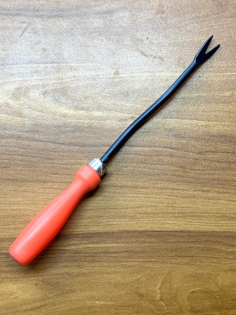 Hand Weeder